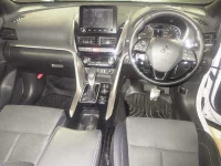 Mitsubishi ECLIPSE CROSS лот № 3208 оценка 3.5  с аукциона в Японии 2