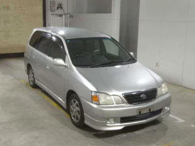 Toyota GAIA  с аукциона в Японии