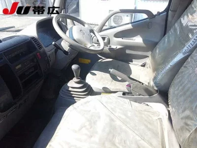 Hino DUTRO  с аукциона в Японии