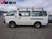 Toyota HIACE VAN лот № 4302 оценка -  с аукциона в Японии 5