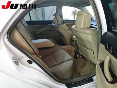 Toyota MARK X  с аукциона в Японии