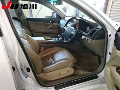 Toyota MARK X  с аукциона в Японии