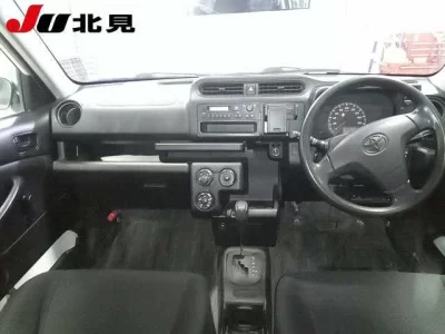 Toyota SUCCEED  с аукциона в Японии