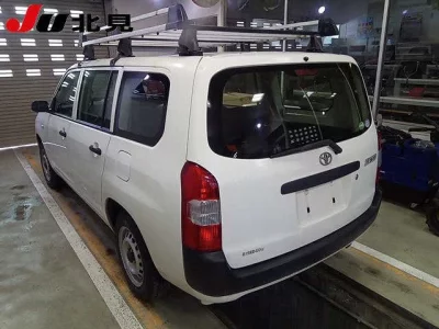 Toyota SUCCEED  с аукциона в Японии