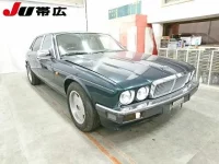 Jaguar XJ SERIES лот № 7048 оценка R  с аукциона в Японии 3