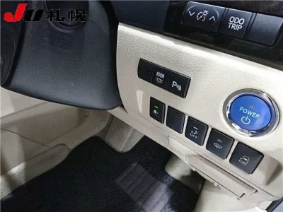 Toyota VELLFIRE  с аукциона в Японии