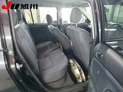 Toyota SUCCEED  с аукциона в Японии