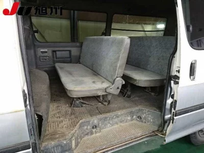 Toyota HIACE VAN  с аукциона в Японии