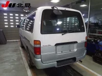 Toyota HIACE VAN лот № 6017 оценка -  с аукциона в Японии 1