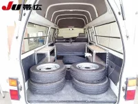 Nissan CARAVAN VAN лот № 7337 оценка R  с аукциона в Японии 8