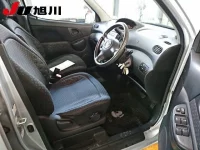 Toyota FUNCARGO лот № 4028 оценка R  с аукциона в Японии 2