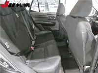 Toyota RAIZE лот № 1035 оценка 4  с аукциона в Японии 6