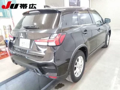 Mitsubishi RVR