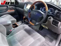 Toyota LAND CRUISER лот № 8063 оценка R  с аукциона в Японии 2