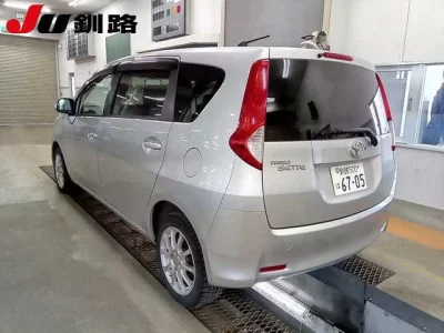 Toyota PASSO SETTE