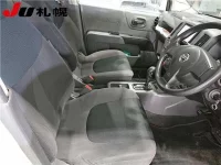 Nissan AD лот № 1051 оценка 3.5  с аукциона в Японии 4