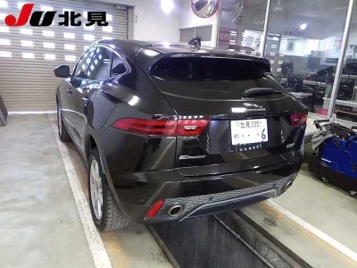 Jaguar E-PACE  с аукциона в Японии