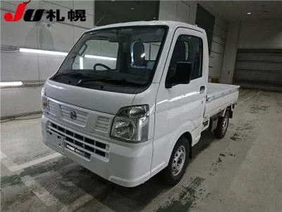 Nissan NT100 Clipper