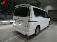 Nissan SERENA лот № 3055 оценка -  с аукциона в Японии 1