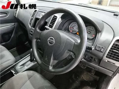 Nissan WINGROAD