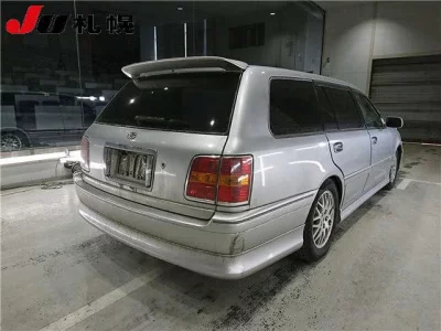 Toyota CROWN ESTATE