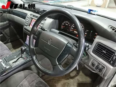 Toyota CROWN ESTATE