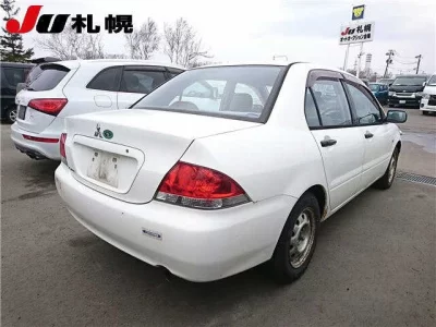 Mitsubishi LANCER