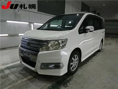 Honda STEP WAGON  с аукциона в Японии