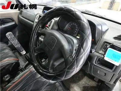 Mitsubishi Pajero iO