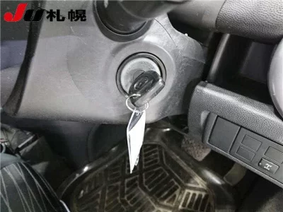 Mazda DEMIO  с аукциона в Японии