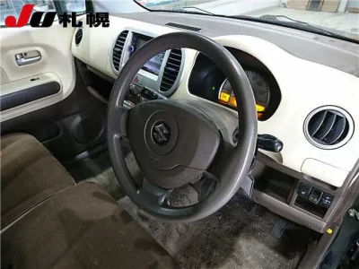 Suzuki MRWAGON