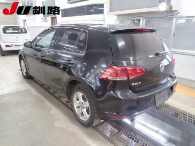 Volkswagen Golf  с аукциона в Японии