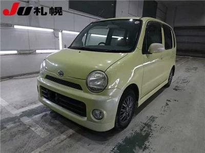 Daihatsu MOVE LATTE