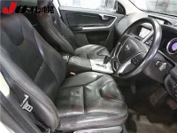 Volvo XC60 лот № 220 оценка 3  с аукциона в Японии 4