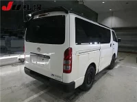 Toyota HIACE VAN лот № 227 оценка R  с аукциона в Японии 1