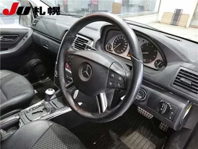 Mercedes-Benz B CLASS