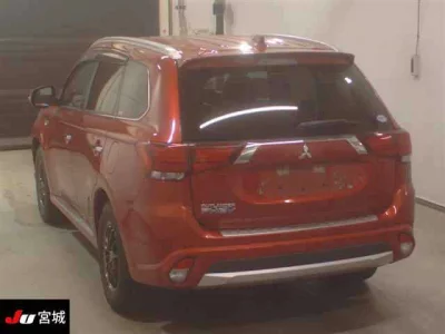 Mitsubishi OUTLANDER PHEV