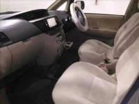 Toyota NOAH лот № 4119 оценка 3  с аукциона в Японии 2