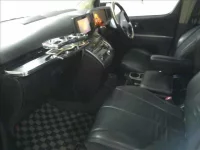 Nissan ELGRAND лот № 4082 оценка R  с аукциона в Японии 2