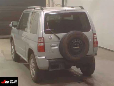 Nissan KIX  с аукциона в Японии