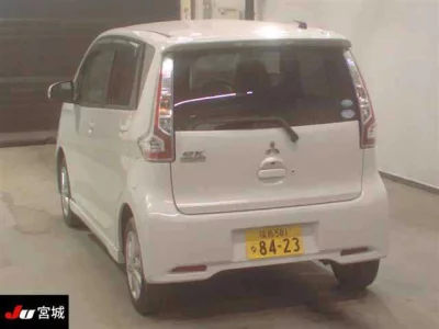 Mitsubishi EK CUSTOM