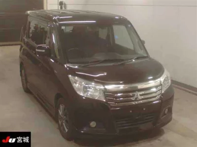 Mitsubishi DELICA D2