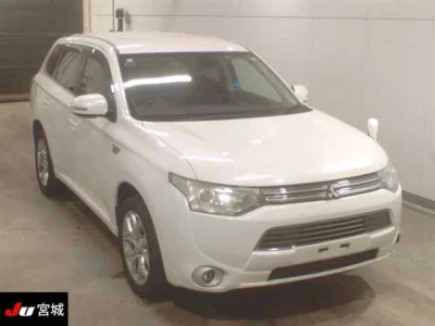 Mitsubishi OUTLANDER PHEV