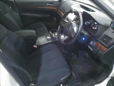 Subaru LEGACY B4  с аукциона в Японии