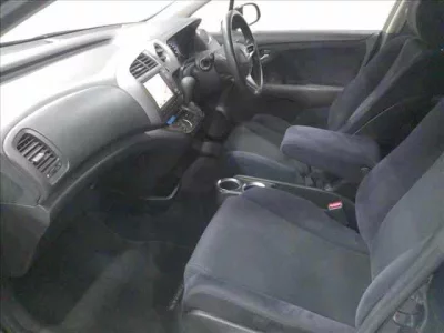 Honda STREAM  с аукциона в Японии