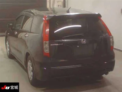 Honda STREAM  с аукциона в Японии