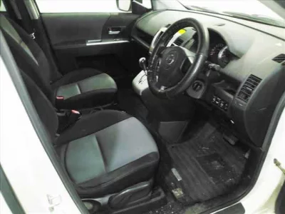 Mazda PREMACY  с аукциона в Японии