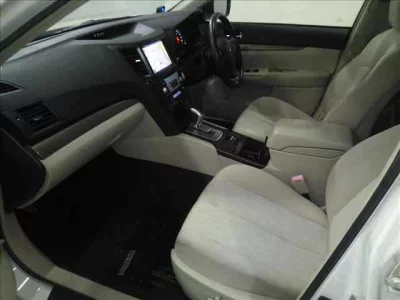 Subaru LEGACY  с аукциона в Японии