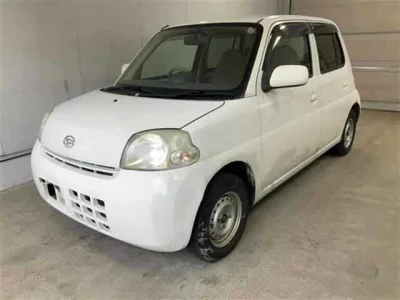 Daihatsu Esse  с аукциона в Японии