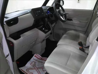 Mitsubishi EK SPACE  с аукциона в Японии